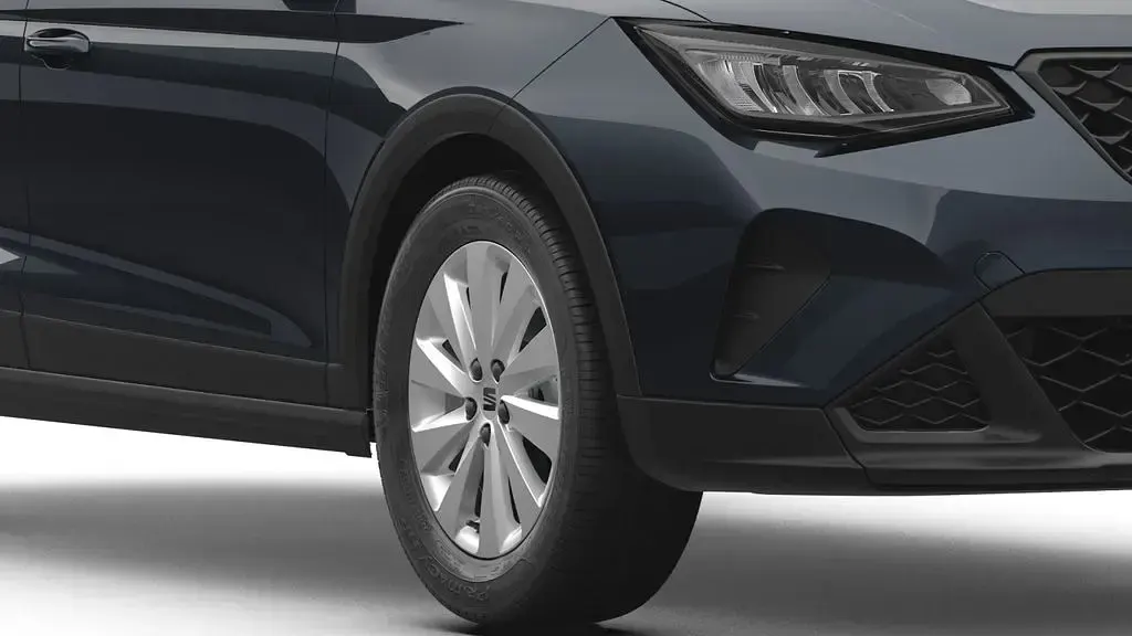 Neu Seat Arona 95 PS (69 kW) 2026 Grau SUV
