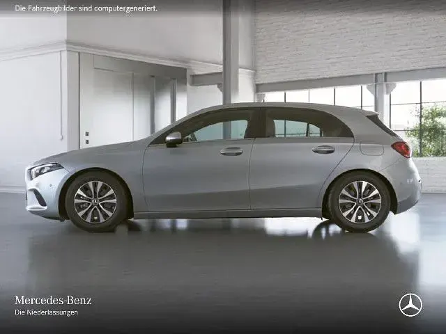 Gebraucht Mercedes A200 150 PS (110 kW) 2021
