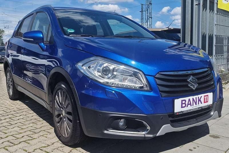 Blau Gebraucht 2014 Suzuki SX4 S-Cross Club SUV | 7.590 € (Superpreis) - Bild 1/4