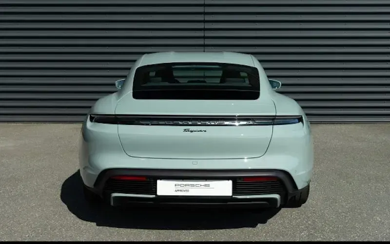 Gebraucht Porsche Taycan Black Edition 319 kW (435 PS) 2026 Limousine