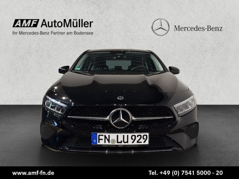 Gebraucht Mercedes A180 Advanced 136 PS (100 kW) 2023 Kosmosschwarz Limousine