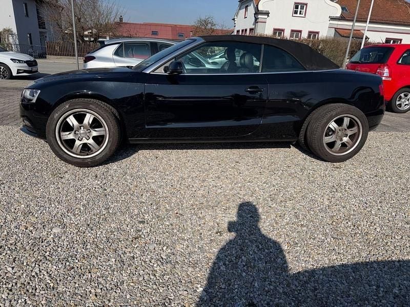Gebraucht Audi A5 Cabriolet 170 PS (125 kW) 2014 Schwarz Cabrio