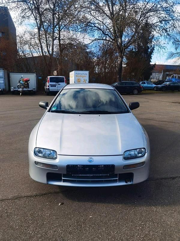 Gebraucht Mazda 323F 88 PS (64 kW) 1997 Silber Limousine