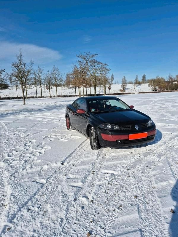 Gebraucht Renault Mégane Cabriolet 113 PS (83 kW) 2004 Rot Cabrio