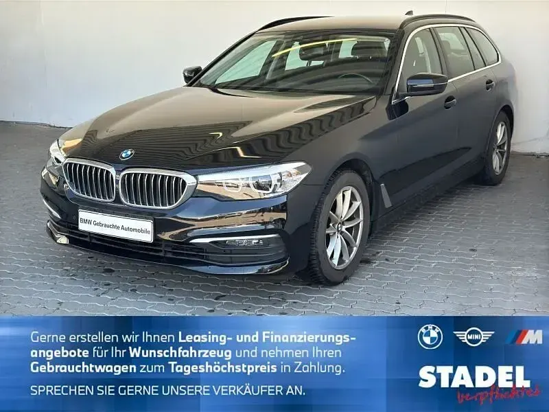 Gebraucht BMW 520 190 PS (139 kW) 2018 Schwarz Limousine