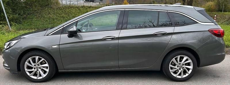 Gebraucht Opel Astra Innovation 136 PS (100 kW) 2018 Grau Kombi