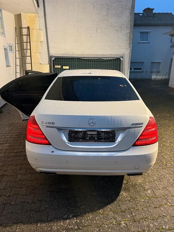 Weiß Gebraucht 2009 Mercedes S400 Limousine | 12.000 € (Superpreis) - Bild 1/4