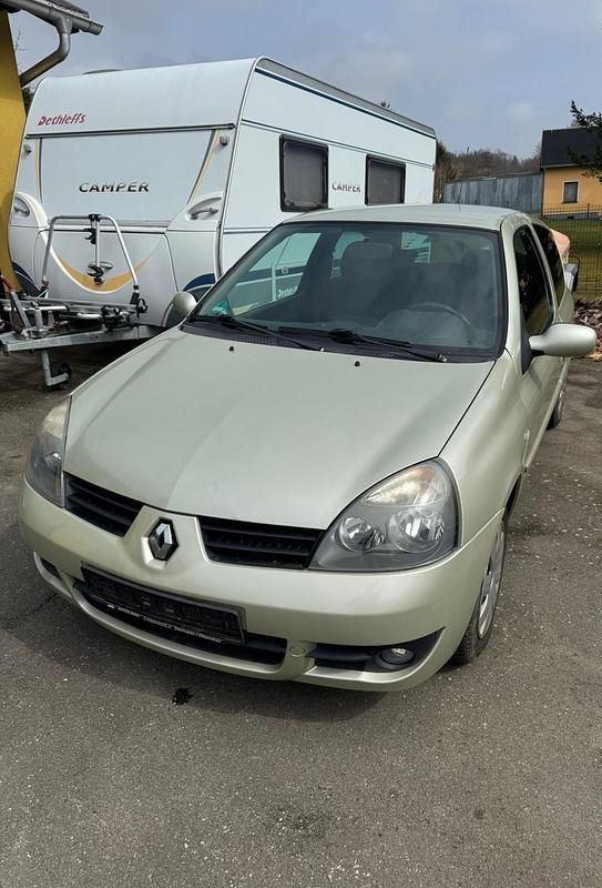 Second-hand Renault Clio II 2007 Hatchback