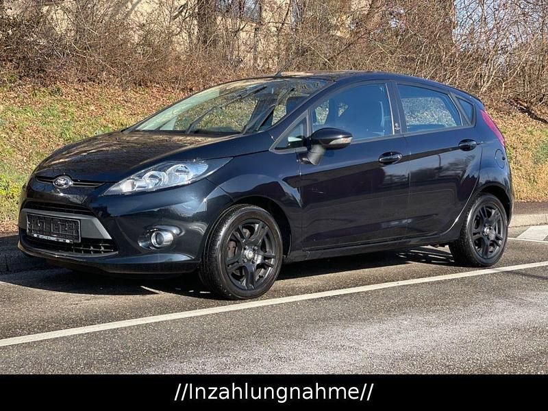 Gebraucht Ford Fiesta Champions Edition 82 PS (60 kW) 2012 Schwarz Kleinwagen
