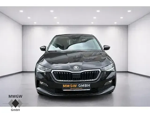 Gebraucht Skoda Scala Ambition 110 PS (80 kW) 2021 Schwarz Kleinwagen