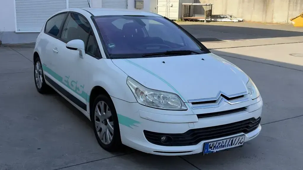 Gebraucht Citroën C4 VTR Sport 109 PS (80 kW) 2007 Weiß Coupé