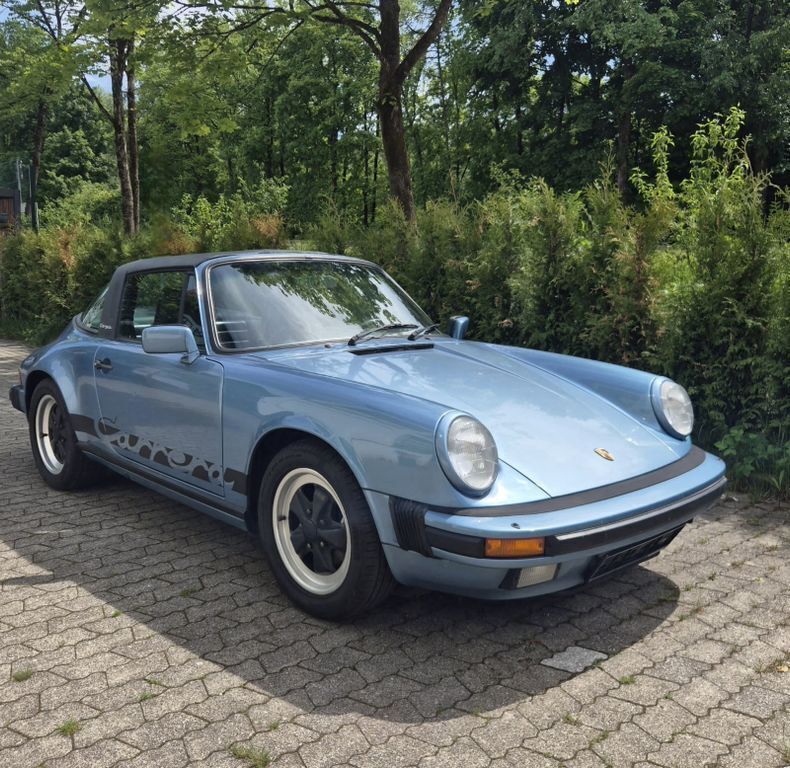 Blau Gebraucht 1986 Porsche 911 | 57.500 € - Bild 1/4