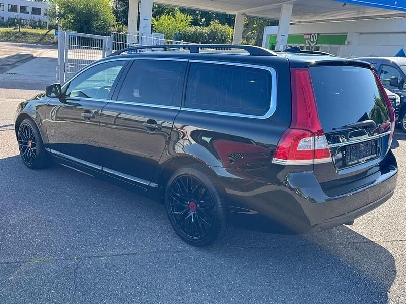 Gebraucht Volvo V70 Standard 150 PS (110 kW) 2016 Schwarz Kombi
