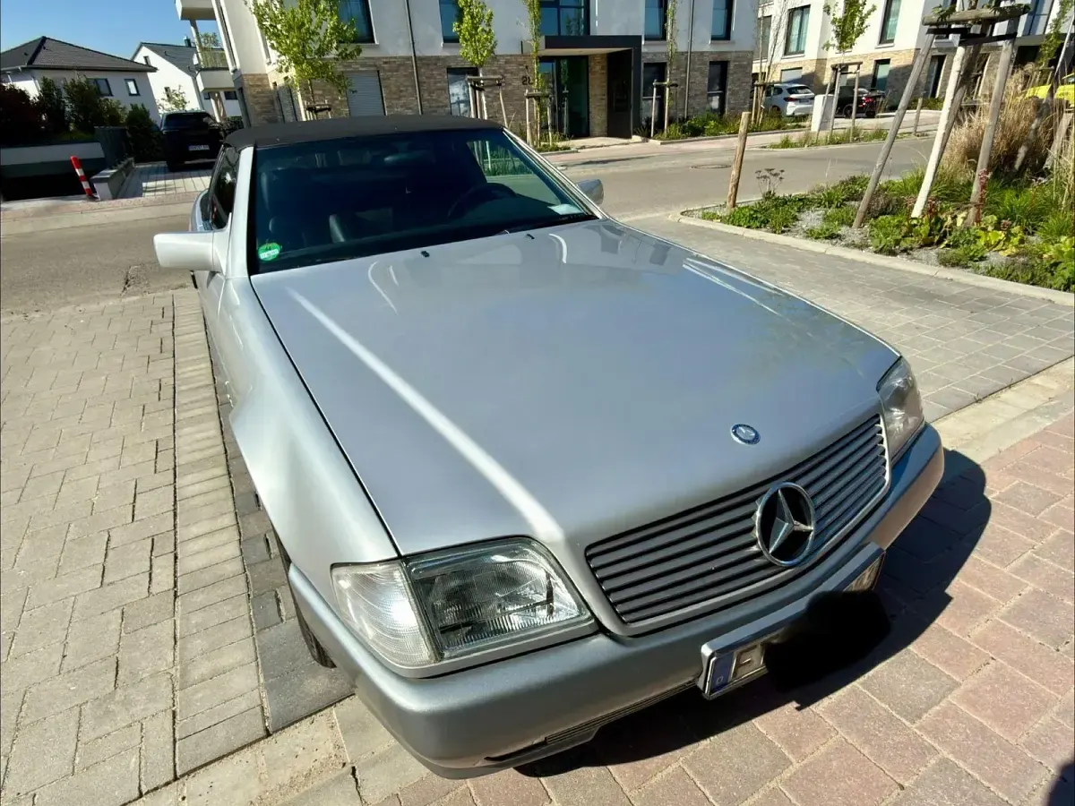 Second-hand Mercedes SL320 231 CP (169 kW) 1994 Argintiu Cabrio
