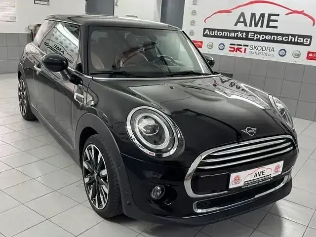 Używany Mini Cooper Chili 136 KM (100 kW) 2020 Czarny Hatchback
