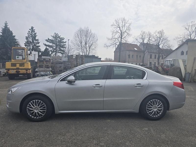 Gebraucht Peugeot 508 Active 156 PS (114 kW) 2012 Silber Limousine