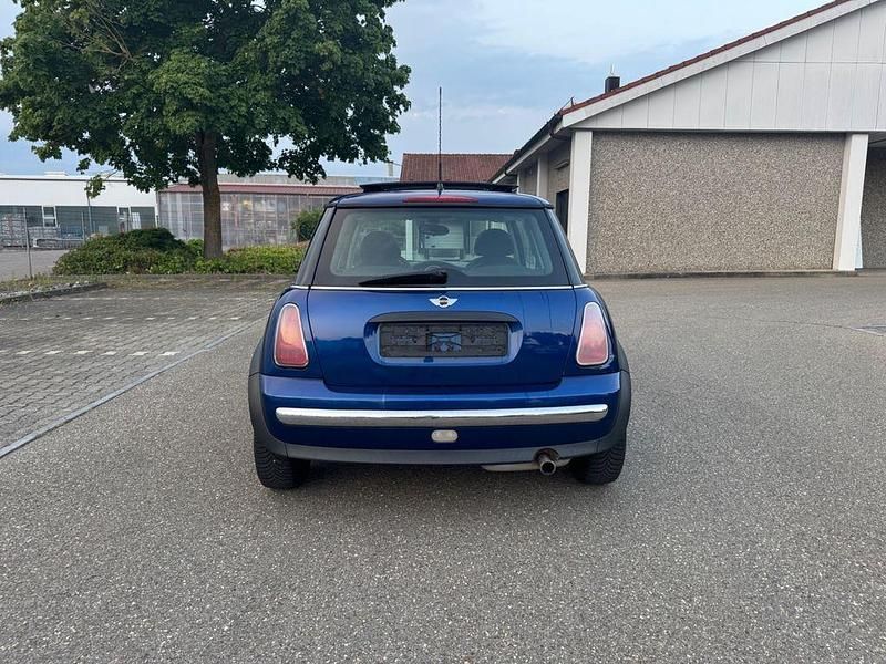 Gebraucht Mini ONE 90 PS (66 kW) 2003 Blau Kleinwagen