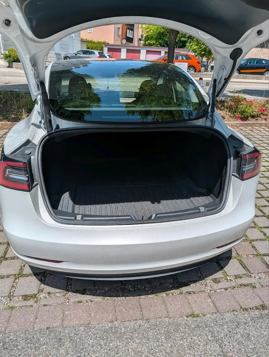 Gebraucht Tesla Model 3 208 kW (283 PS) 2023 Limousine