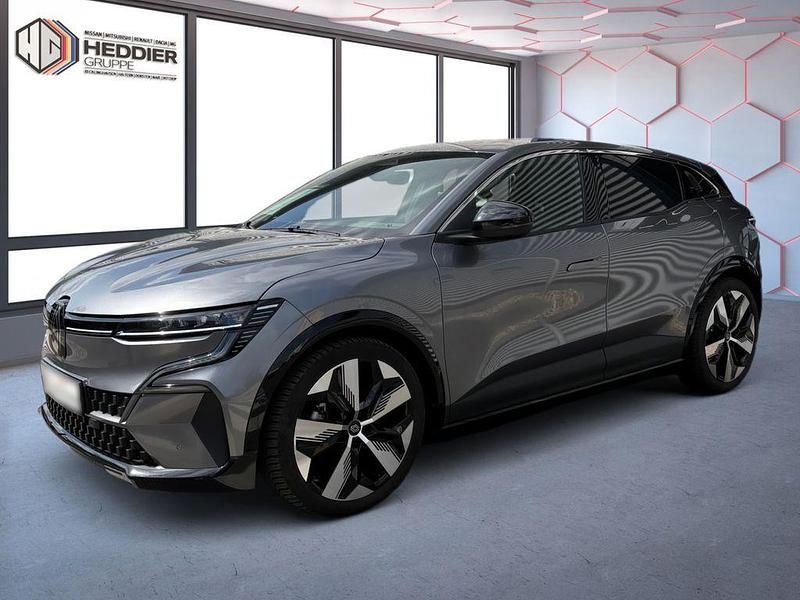 Dolomitgraumetallic (metallic) Gebraucht 2022 Renault Mégane Techno Limousine | 26.990 € (Fairer Preis) - Bild 1/4