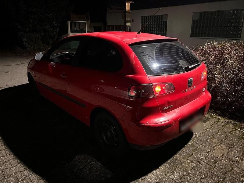 Gebraucht Seat Ibiza 75 PS (55 kW) 2006 Rot Kleinwagen