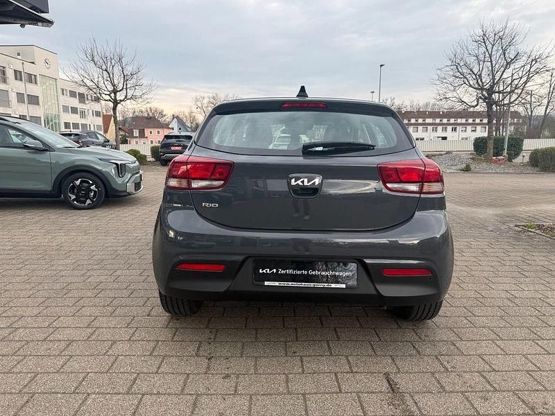 Gebraucht Kia Rio Vision 84 PS (61 kW) 2023 Grau Limousine