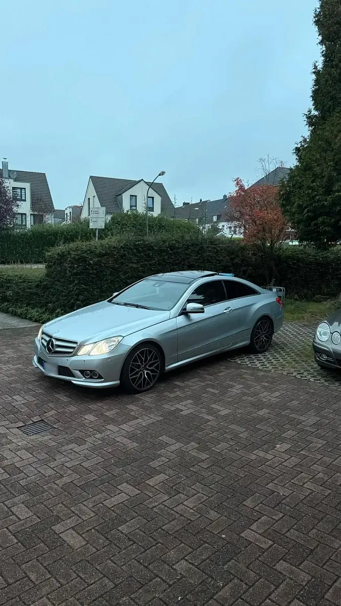 Używany Mercedes E350 265 KM (194 kW) 2011 Coupe
