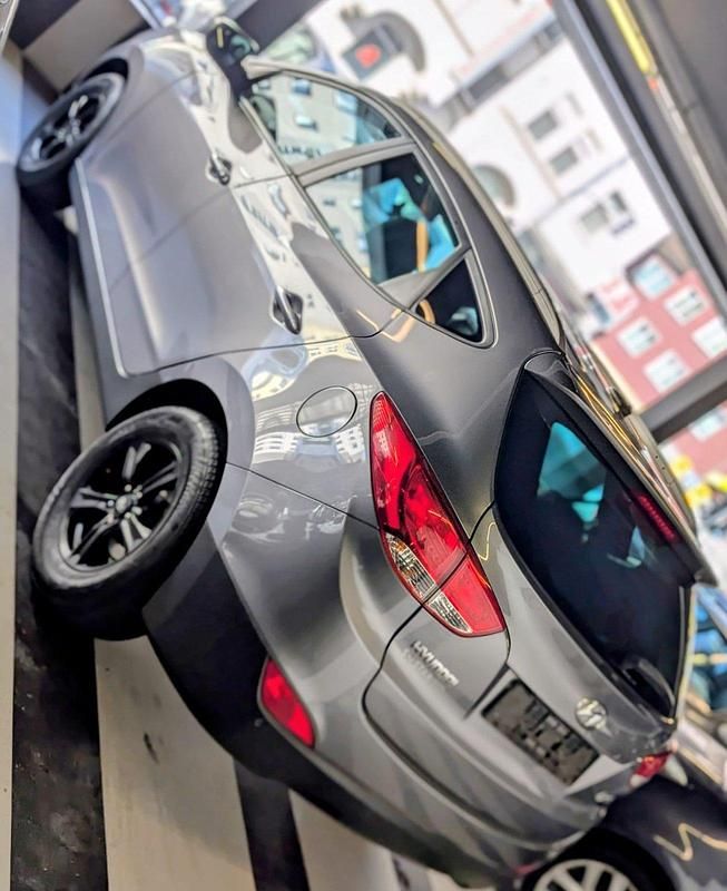 Gebraucht Hyundai ix35 135 PS (99 kW) 2012 Grau SUV