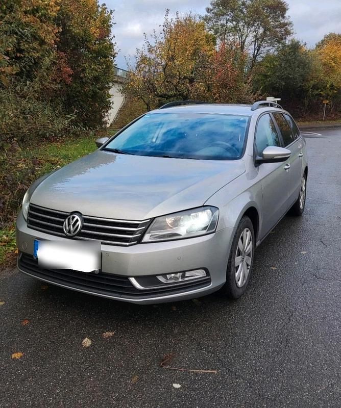 Beige Gebraucht 2014 VW Passat S Kombi | 9.500 € (Etwas zu teuer) - Bild 1/4