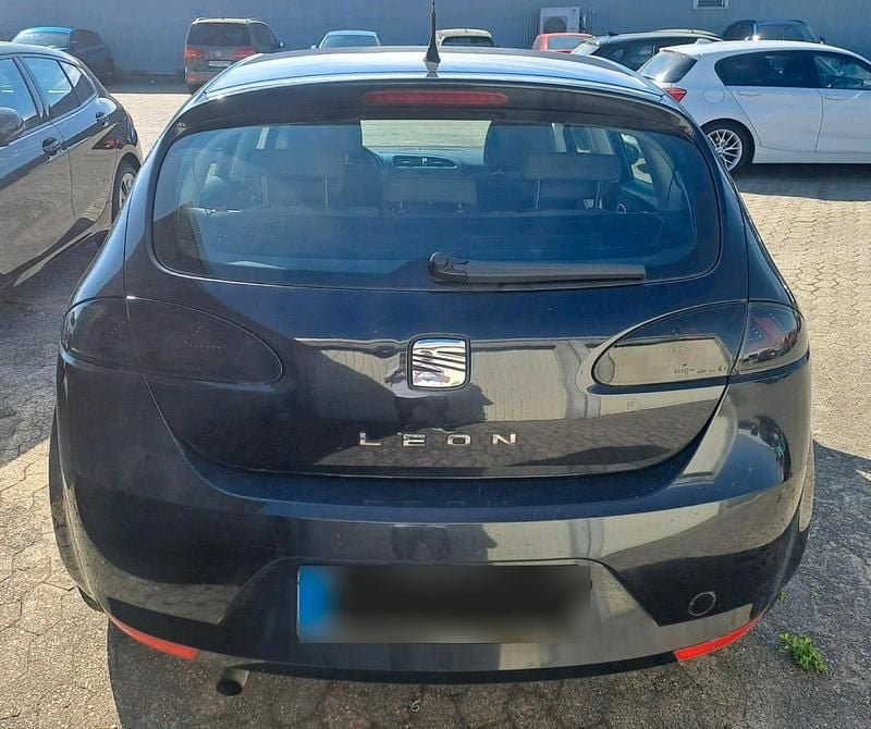 Second-hand Seat Leon 102 CP (75 kW) 2007 Negru Hatchback