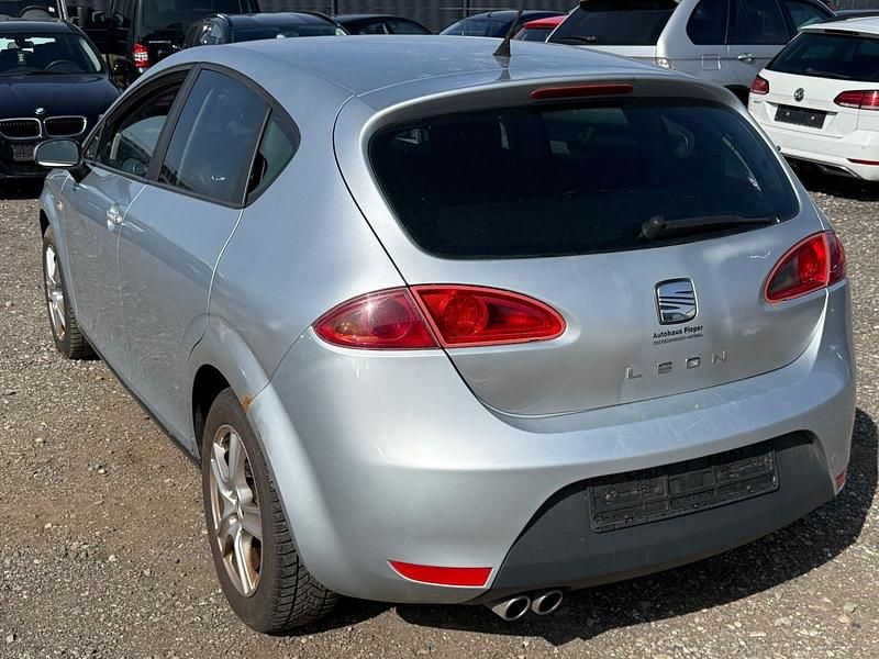 Usado Seat Leon FR 170 HP (125 kW) 2007 Cinzento Citadino