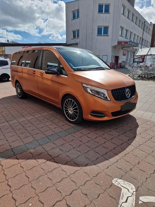 Gebraucht Mercedes V250 190 PS (139 kW) 2016 Weiß Van / Kleinbus