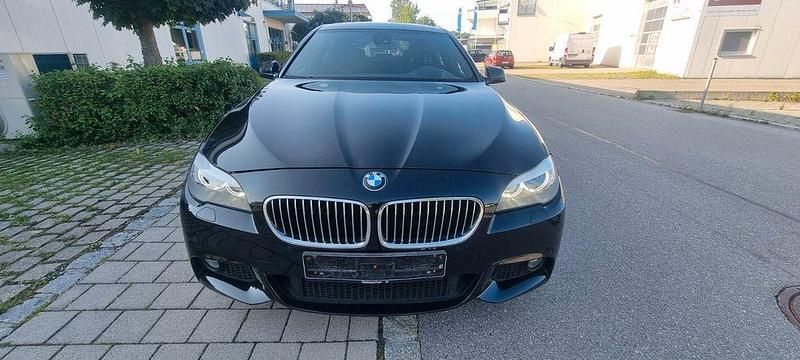 Schwarz Gebraucht 2012 BMW 520 M Sport Kombi | 9.999 € (Etwas zu teuer) - Bild 1/4
