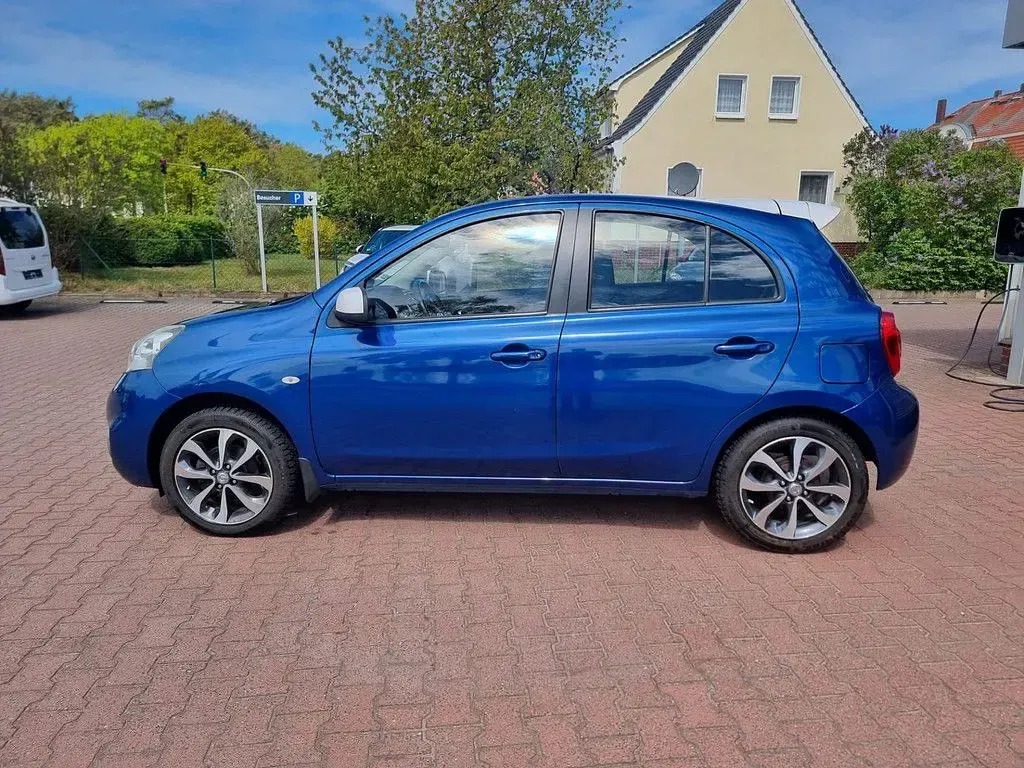 Gebraucht Nissan Micra Acenta 80 PS (58 kW) 2015 Blau Kleinwagen