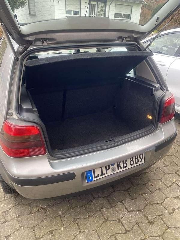 Gebraucht VW Golf IV Trendline 116 PS (85 kW) 2002 Limousine