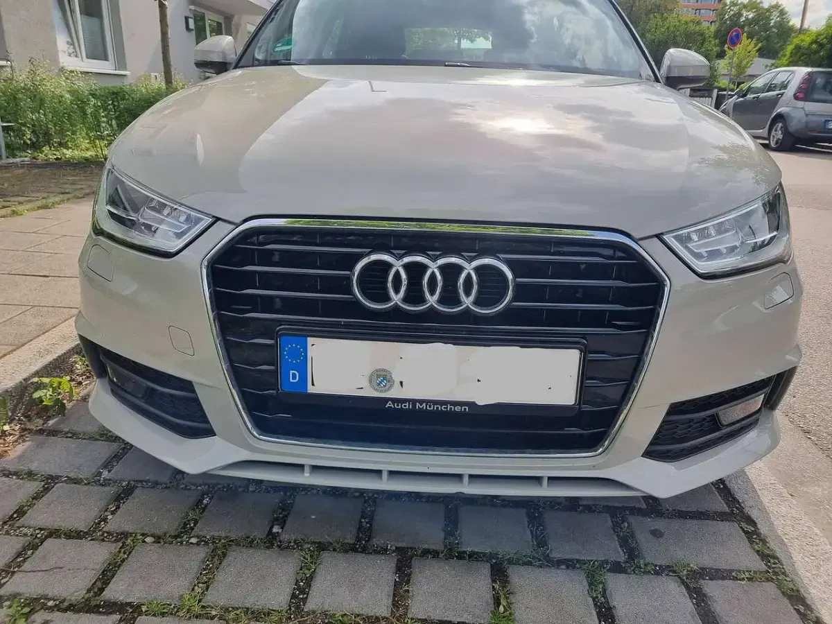 Gebraucht Audi A1 Sportback S-Line 95 PS (69 kW) 2017 Beige Kleinwagen