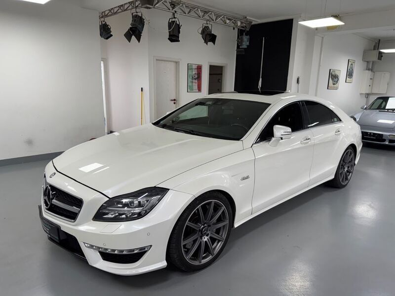 Weiß Gebraucht 2011 Mercedes CLS63 AMG AMG Limousine | 39.999 € (Fairer Preis) - Bild 1/4