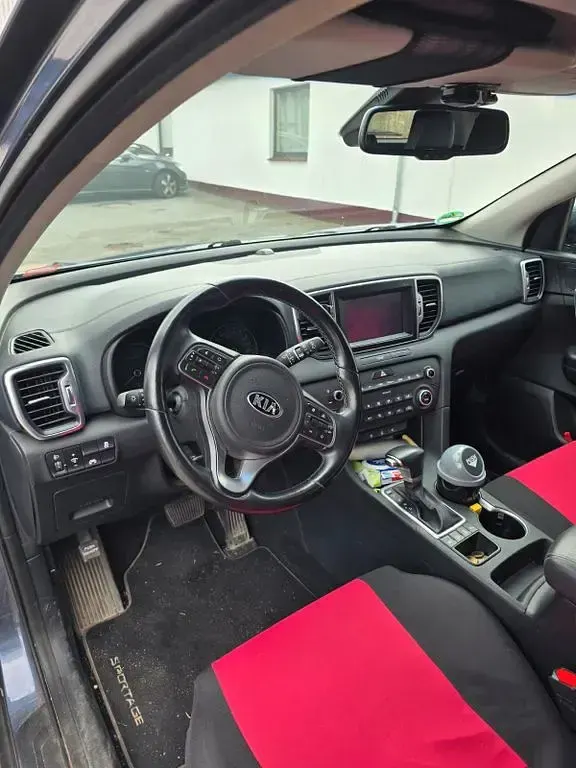 Gebraucht Kia Sportage Spirit 177 PS (130 kW) 2017 Grau SUV