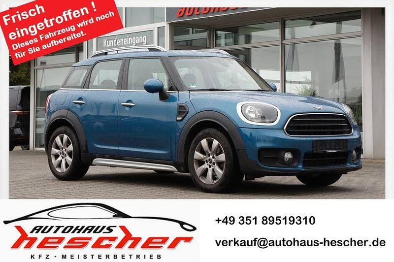 Blau Gebraucht 2018 Mini One Countryman SUV | 14.980 € (Fairer Preis) - Bild 1/4
