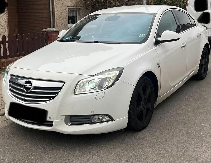 Gebraucht Opel Insignia OPC 160 PS (117 kW) 2012 Weiß Limousine