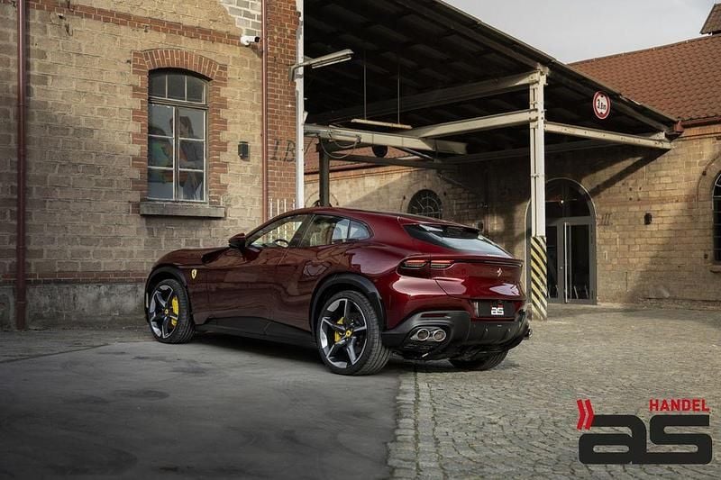 Gebraucht Ferrari Purosangue 719 PS (528 kW) 2024 Rot SUV