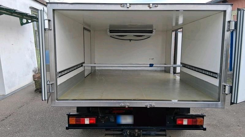 Gebraucht Ford Transit 115 PS (84 kW) 2010 Rot