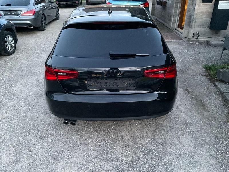 Usado Audi A3 Ambition 179 HP (131 kW) 2013 Preto Sedan
