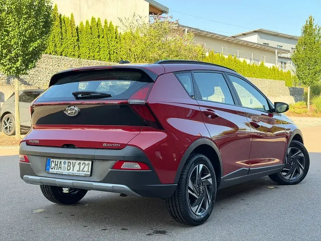 Gebraucht Hyundai Bayon Select 101 PS (74 kW) 2023 Rot SUV