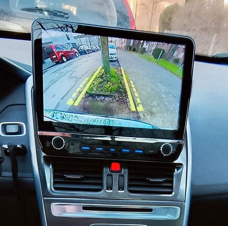 Gebraucht Volvo XC60 Summum 181 PS (133 kW) 2015 Schwarz SUV