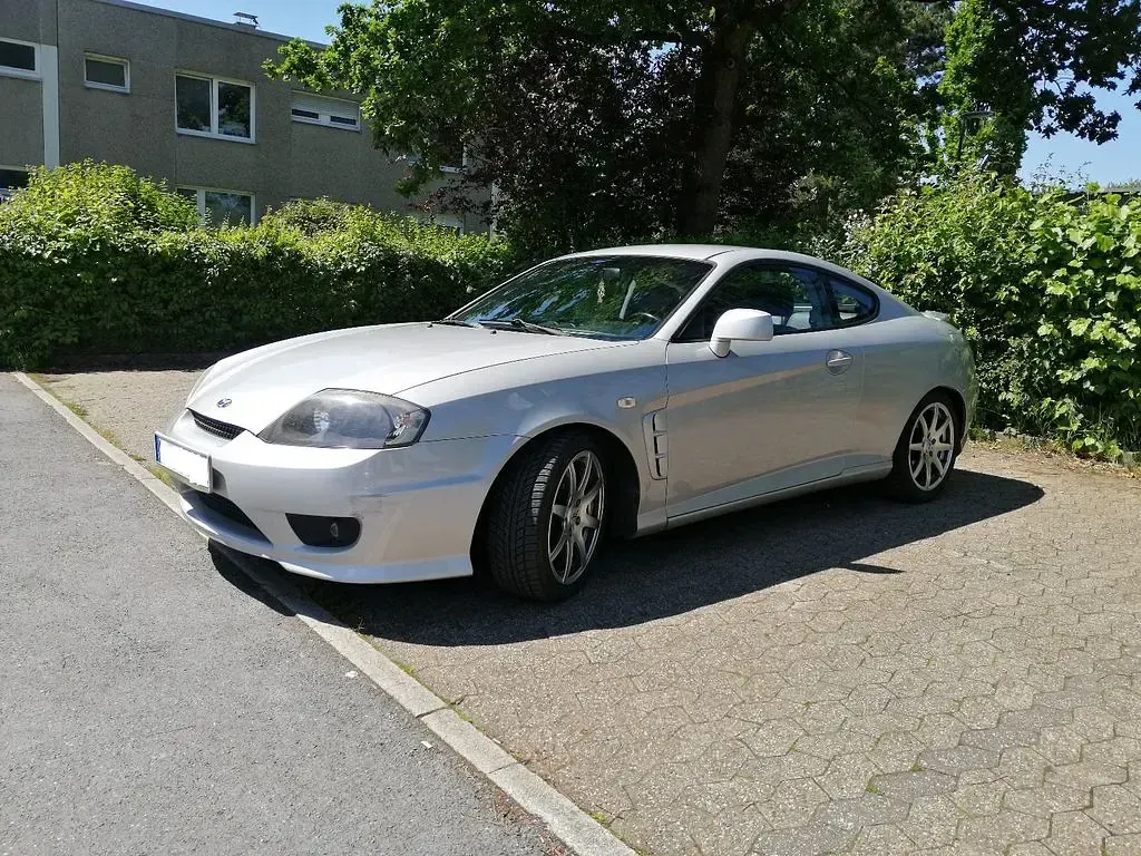 Gebraucht Hyundai Coupé GLS 143 PS (105 kW) 2006 Silber Coupé
