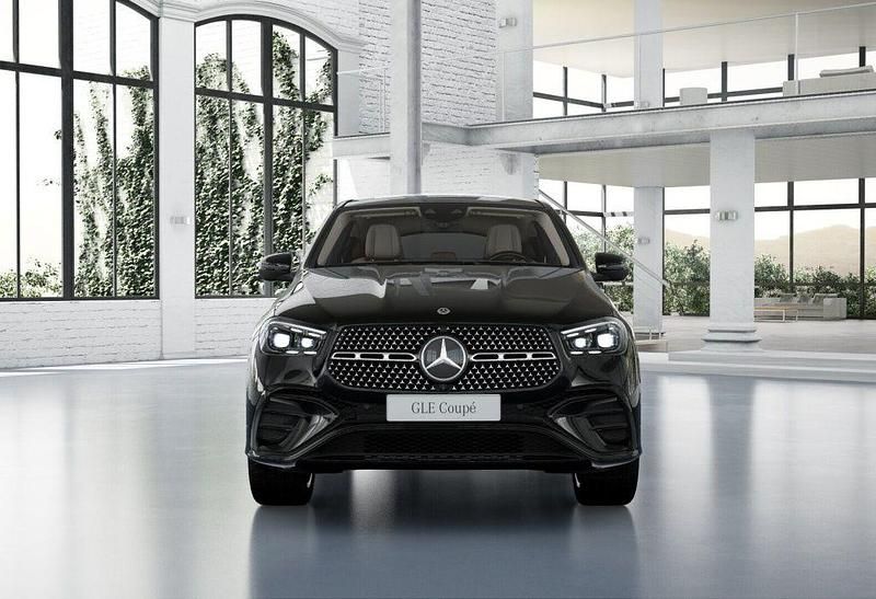 Gebraucht Mercedes GLE400 AMG 252 PS (185 kW) 2024 Metalliclack obsidianschwarz (metallic) Coupé
