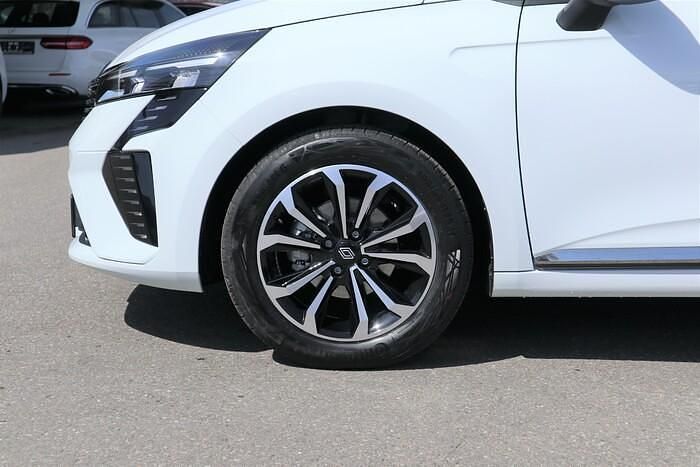 Neu Renault Clio V Techno 91 PS (66 kW) 2026 Gletscherweiss Kleinwagen