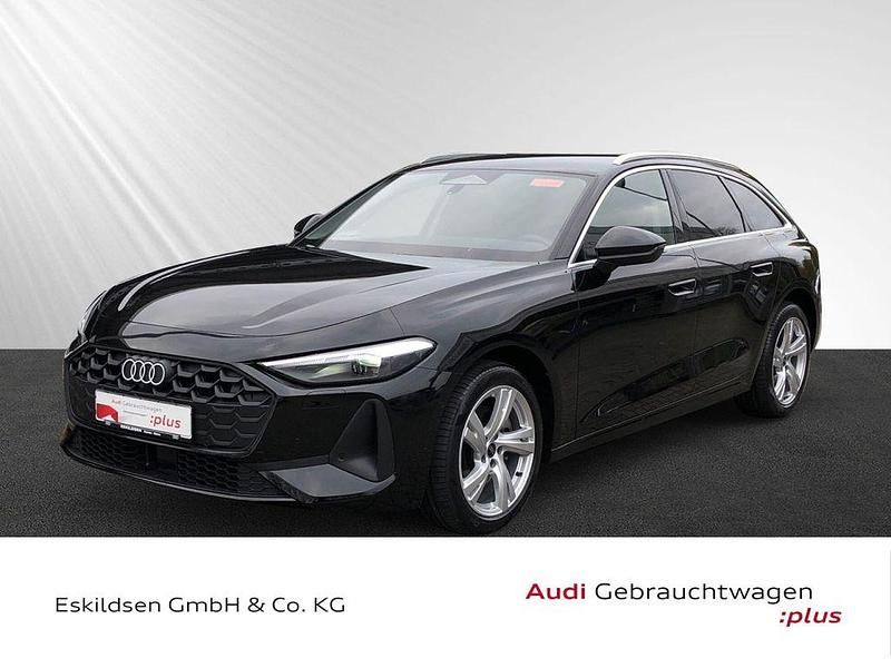 Gebraucht Audi A5 Sport 150 PS (110 kW) 2025 Mythosschwarz metallic Coupé