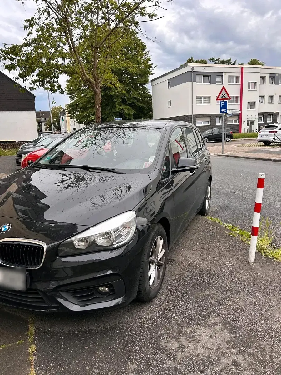 Gebraucht BMW 216 140 PS (102 kW) 2017 Schwarz SUV