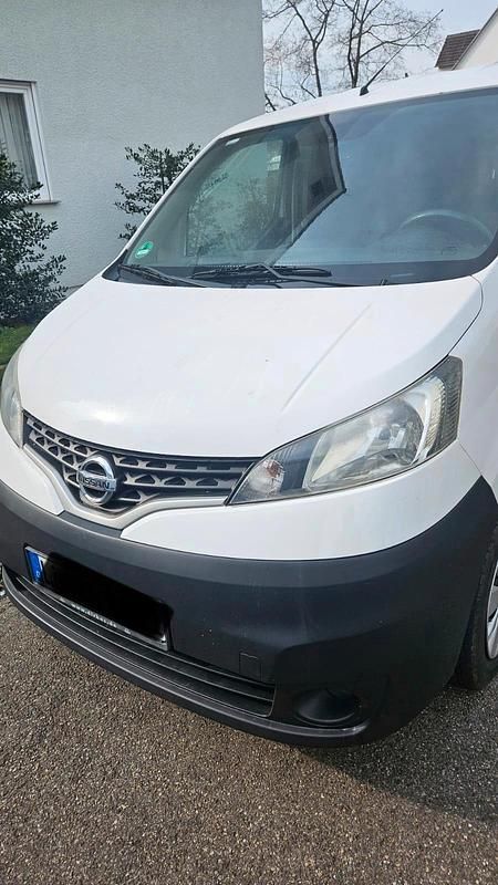 Weiß Gebraucht 2016 Nissan NV200 Van | 11.900 € (Fairer Preis) - Bild 1/4
